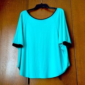 Casual Land Dolman Sleeve Knit Pullover Beautiful Teal Color and Black Trim Med